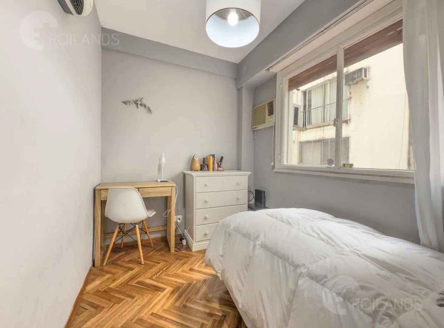 Venta departamento luminoso 3 Ambientes Olivos 5