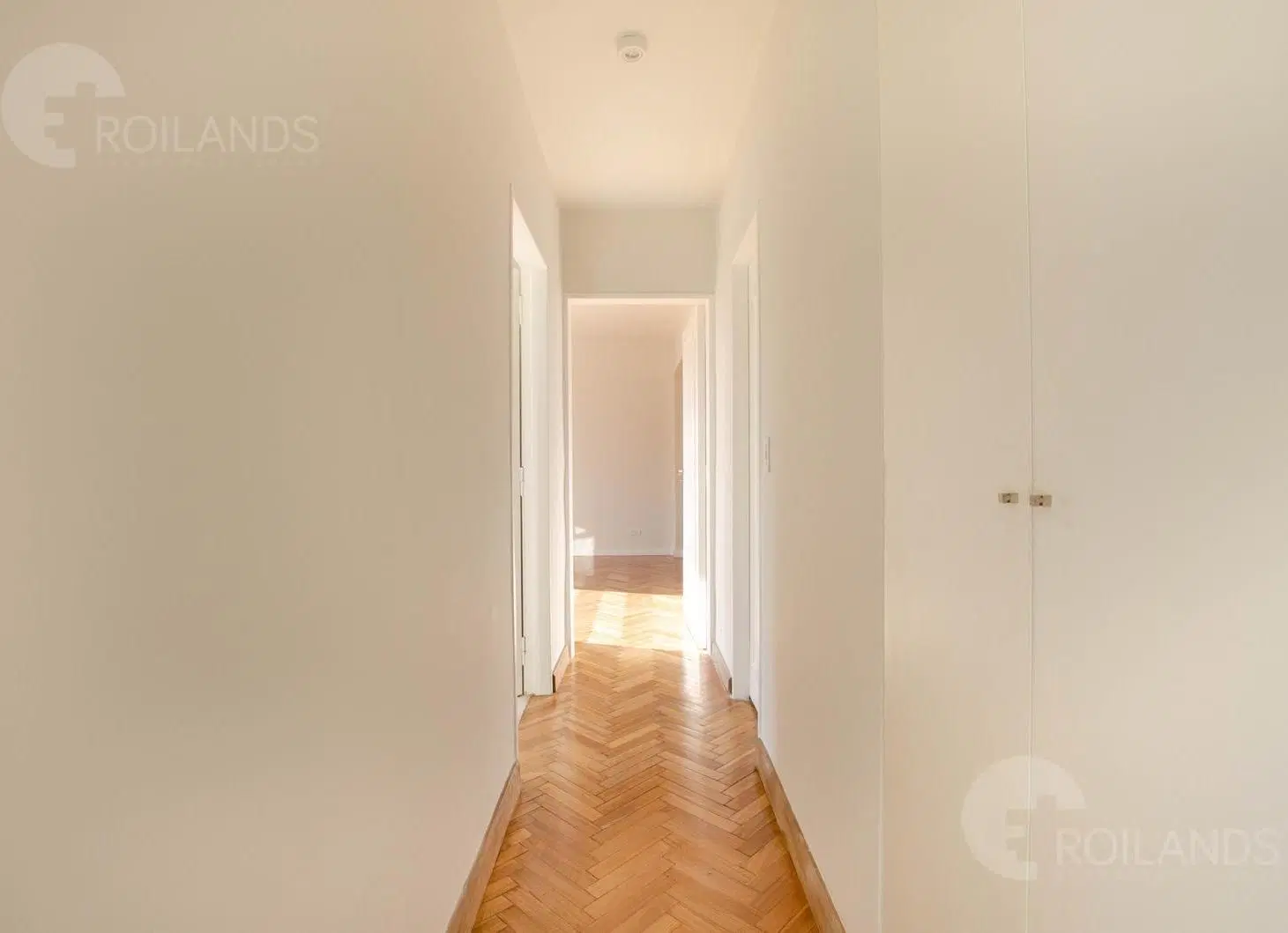 Unico departamento de 3 ambientes con balcón, vista abierta y orientación norte en Recoleta 5