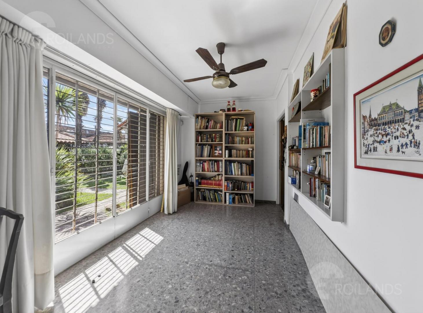 VENTA imponente casa, triple lote, pileta quincho cocheras en Castelar