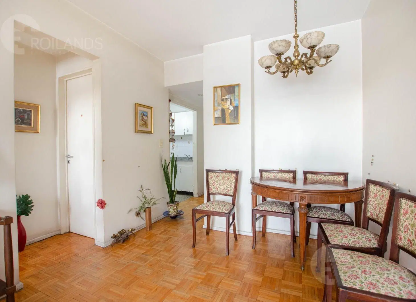 VENTA DEPARTAMENTO 2 AMBIENTES LUMINOSOS FRENTE A LA PLAZA B. MITRE EN RAMOS MEJIA 3
