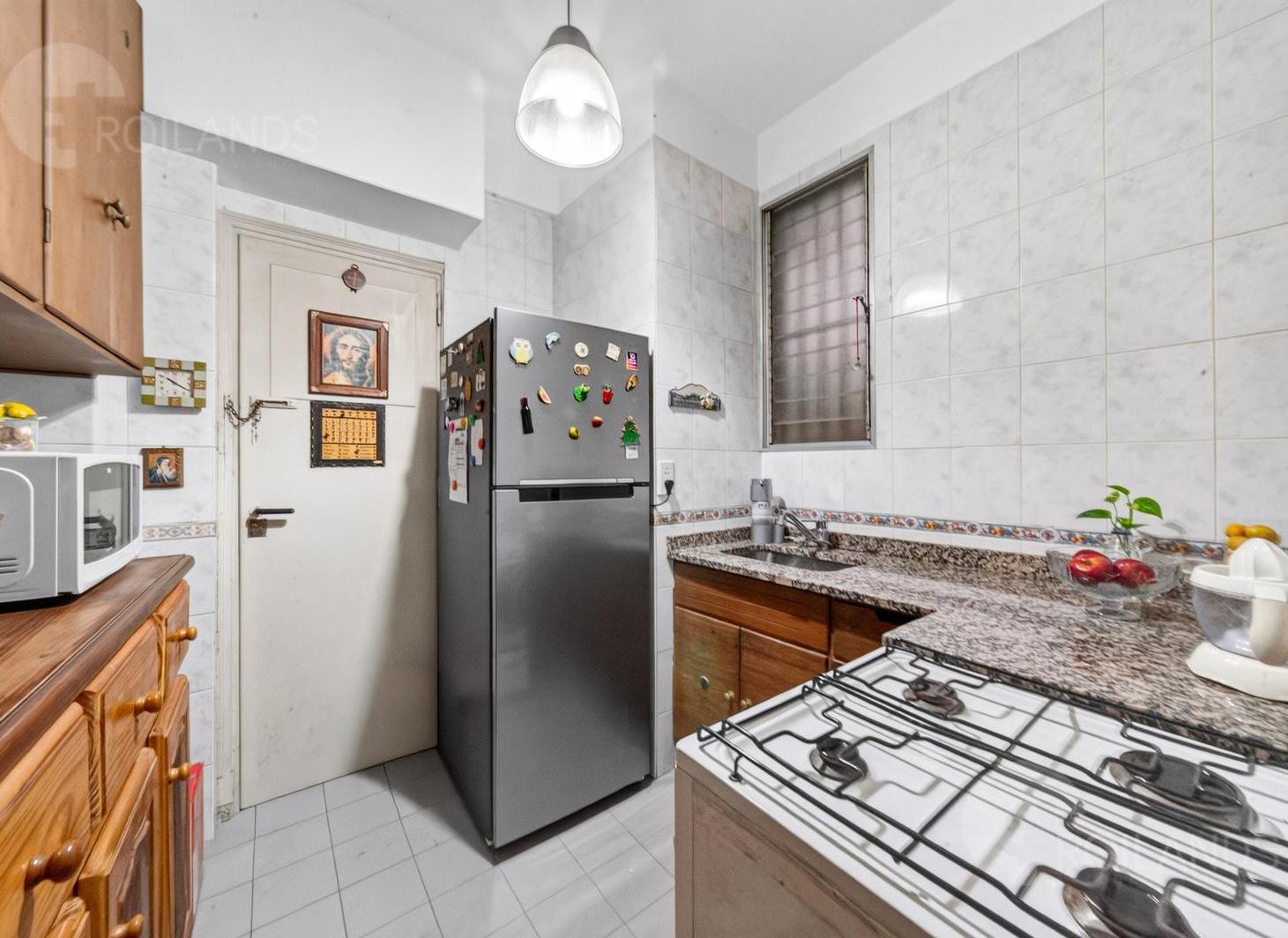 Foto de Venta Departamento 2 Ambientes en Zona Parque Rivadavia, imagen 2