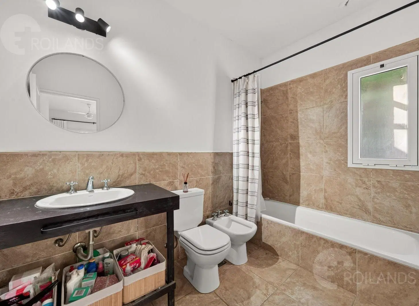 Venta Casa 4 ambientes jardín pileta Barrio La Comarca Pacheco 8