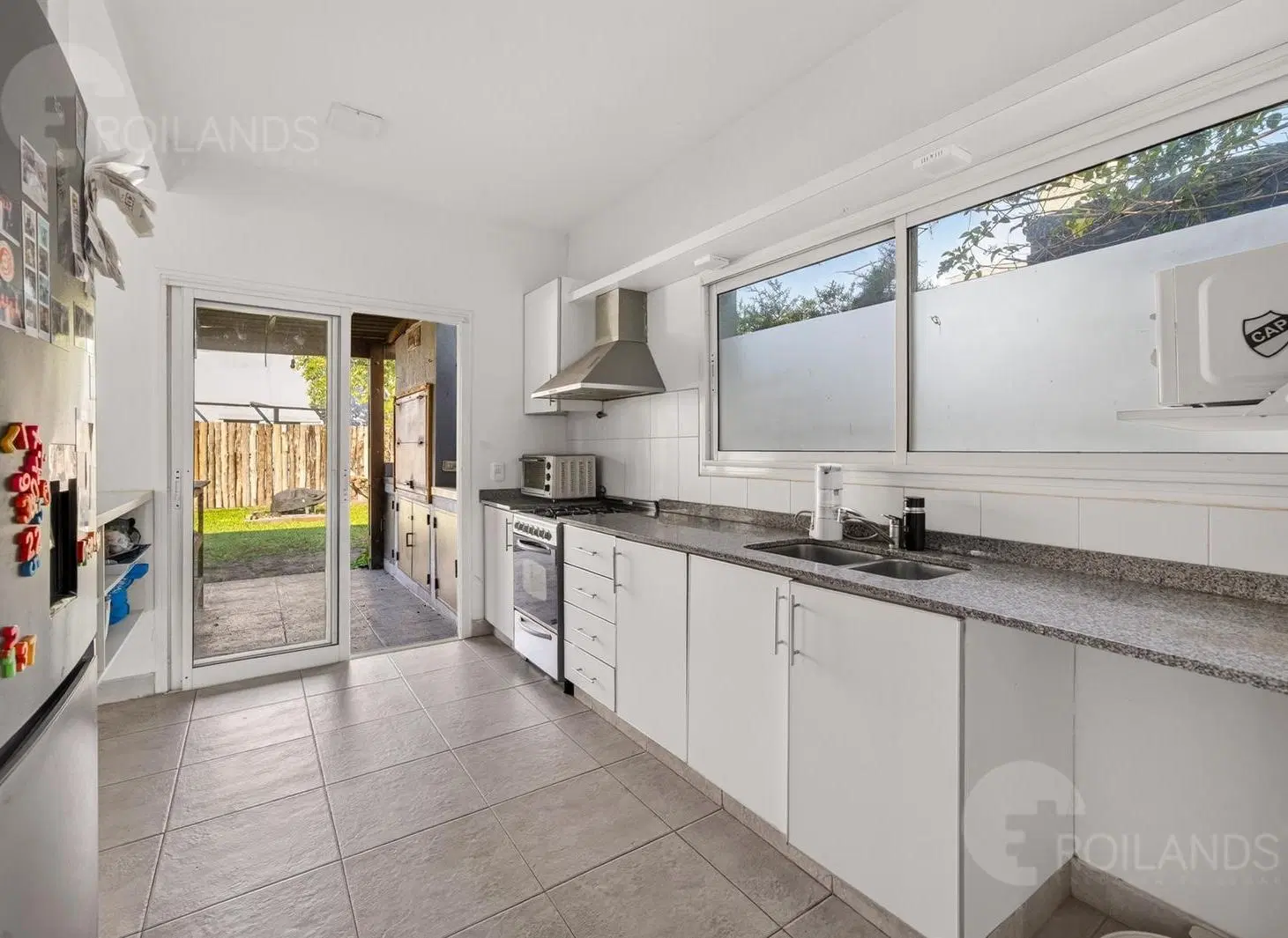 Venta Casa 4 ambientes jardín pileta Barrio La Comarca Pacheco 3