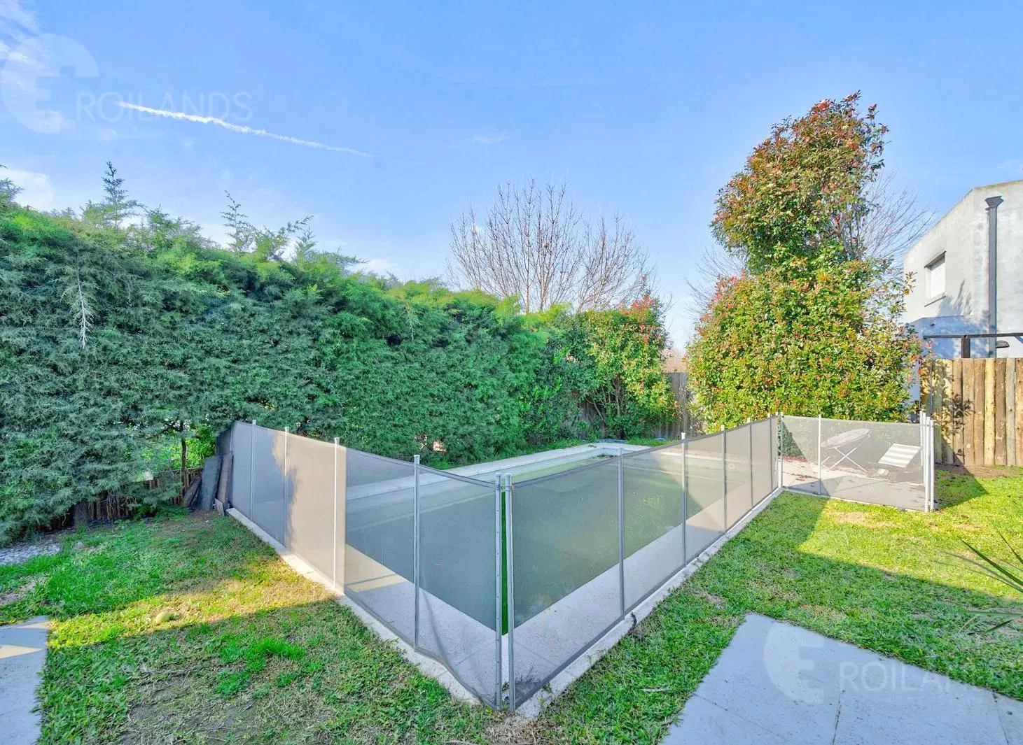 Venta Casa 4 ambientes jardín pileta Barrio La Comarca Pacheco 2