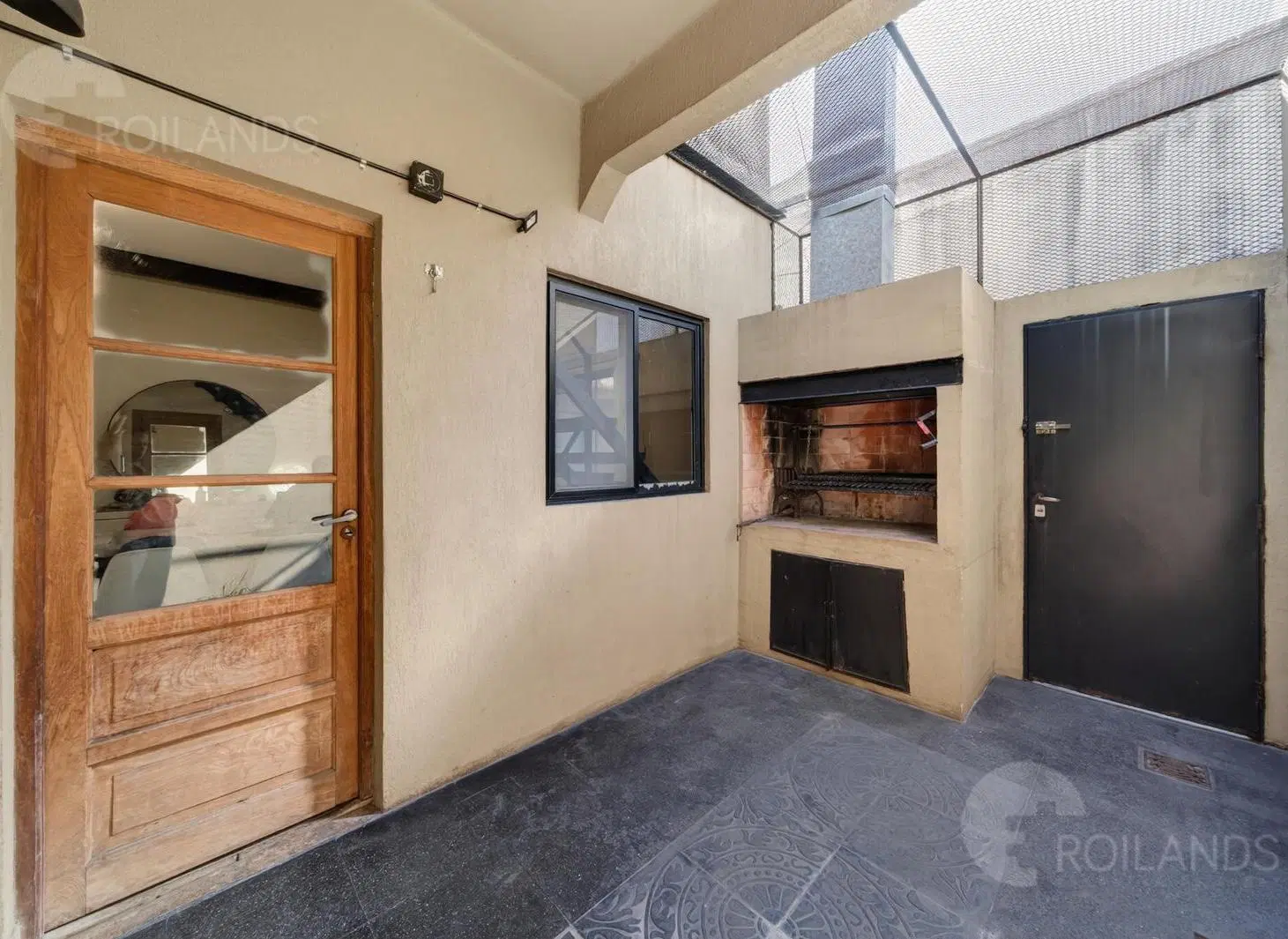 PH 3 AMBIENTES + ENTRE PISO CON PARRILLA Y PATIO EN VENTA EN SARANDI 5