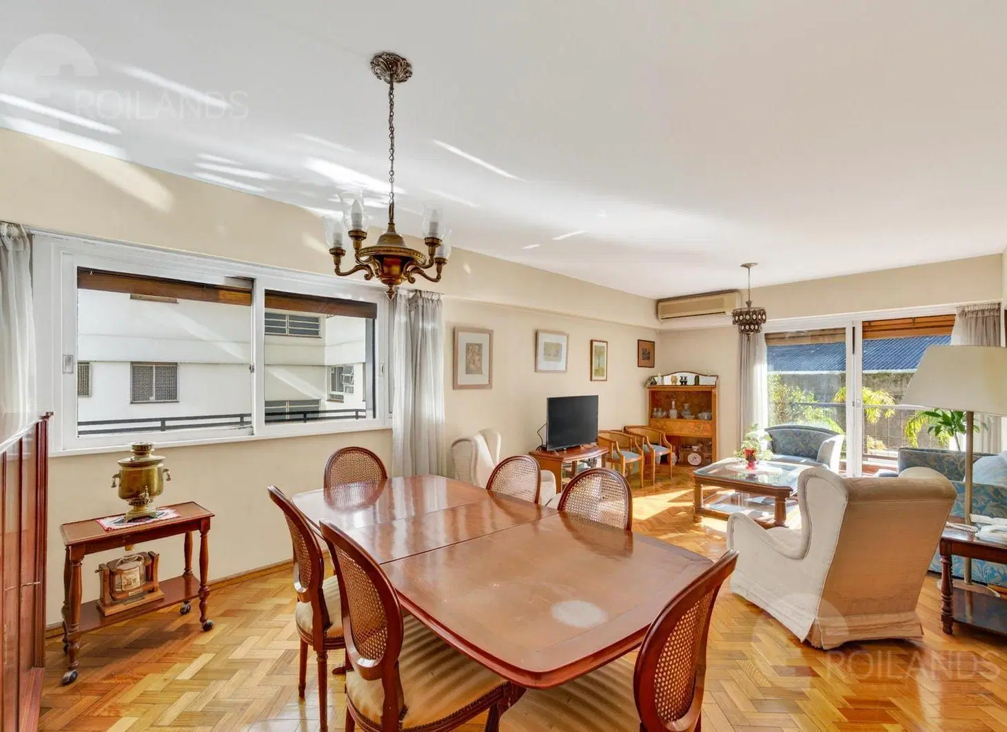 VENTA Palermo / Botánico Semipiso 4 ambientes   dependencia con cochera y palier privado 3
