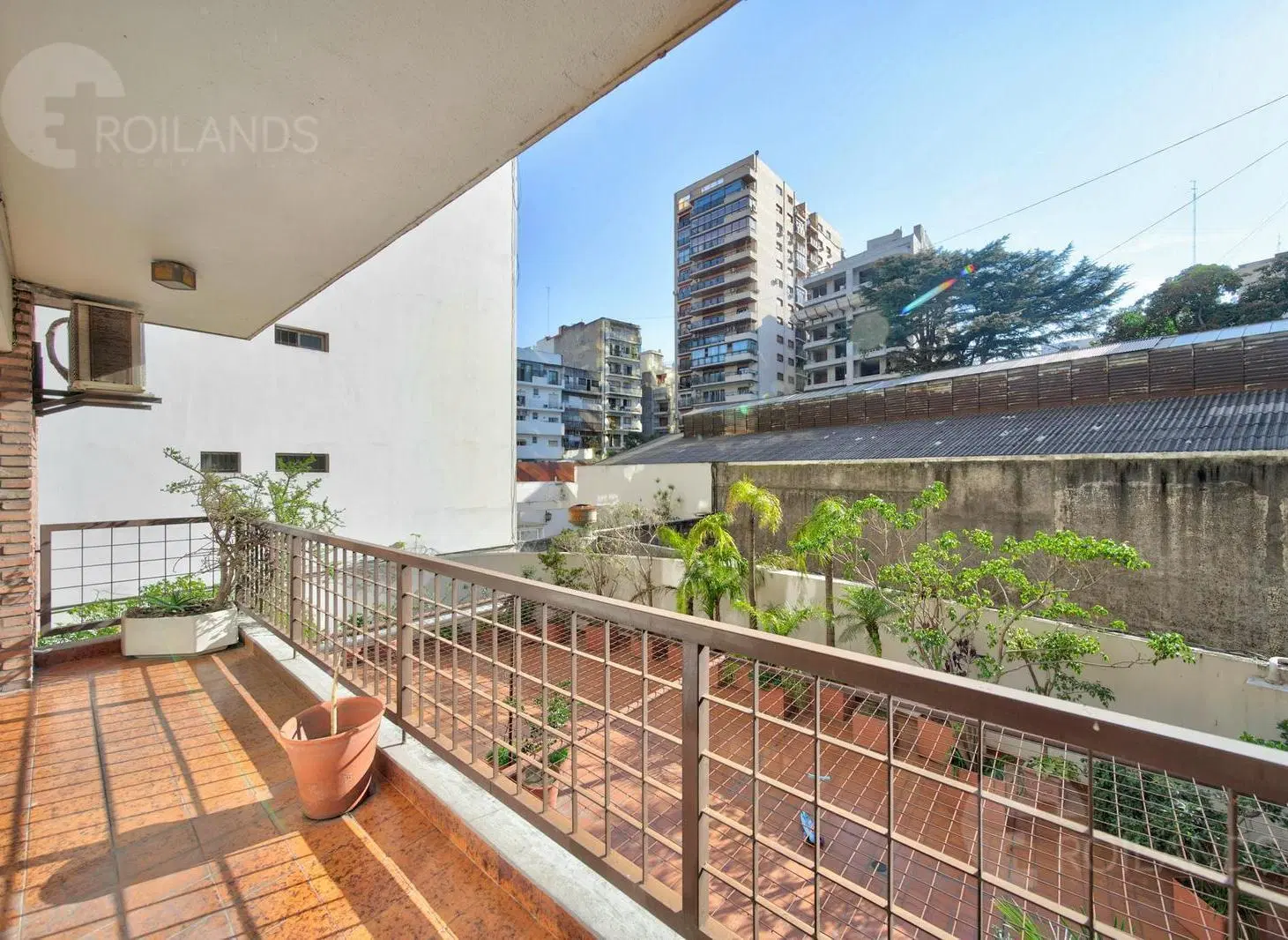 VENTA Palermo / Botánico Semipiso 4 ambientes   dependencia con cochera y palier privado 4