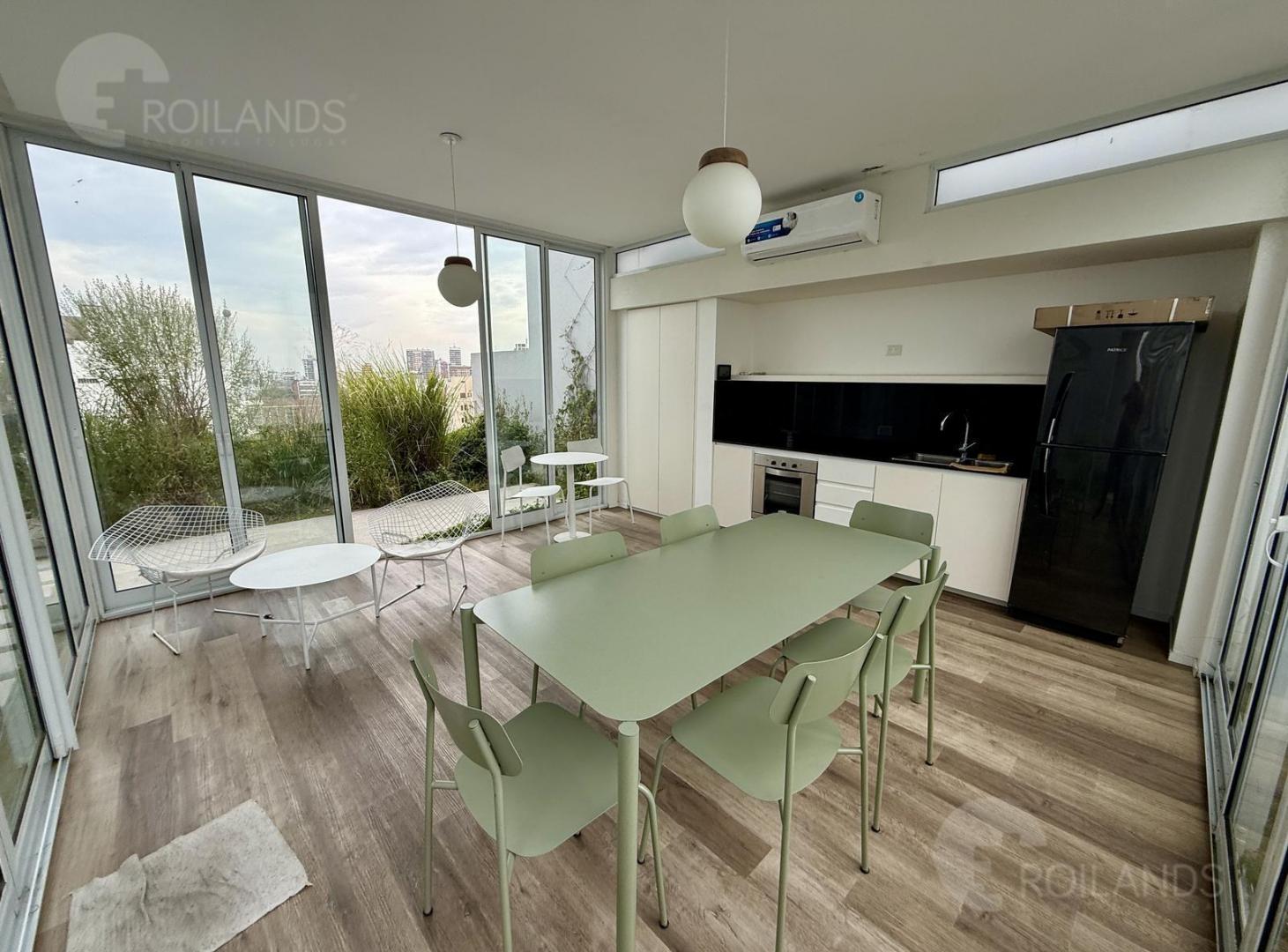 Foto de Departamento 2 ambiente con Patio y cochera en planta Baja, imagen 1