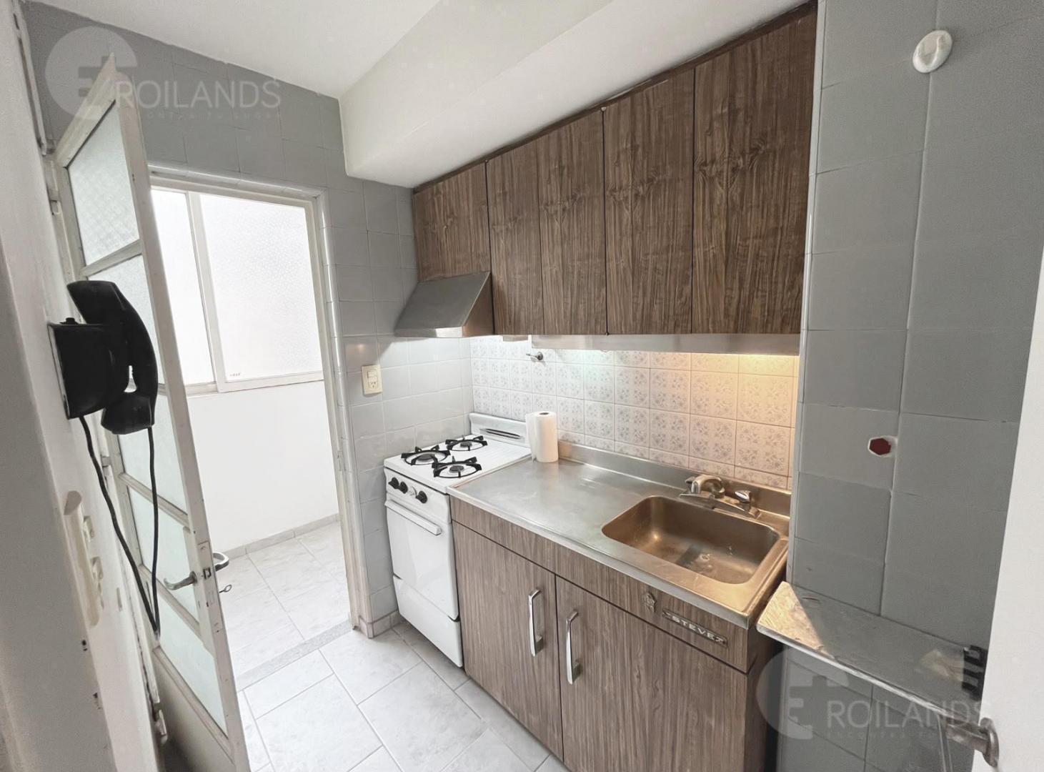 Foto de Monoambiente con cocina y lavadero independiente. Vista espectacular, imagen 5