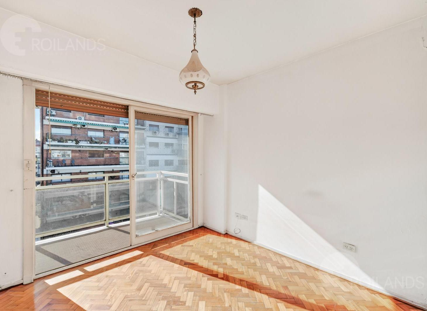 Foto de VENTA DEPARTAMENTO PISO ALTO 4 AMBIENTES CON DEPENDENCIA Y TOILETTE, imagen 5