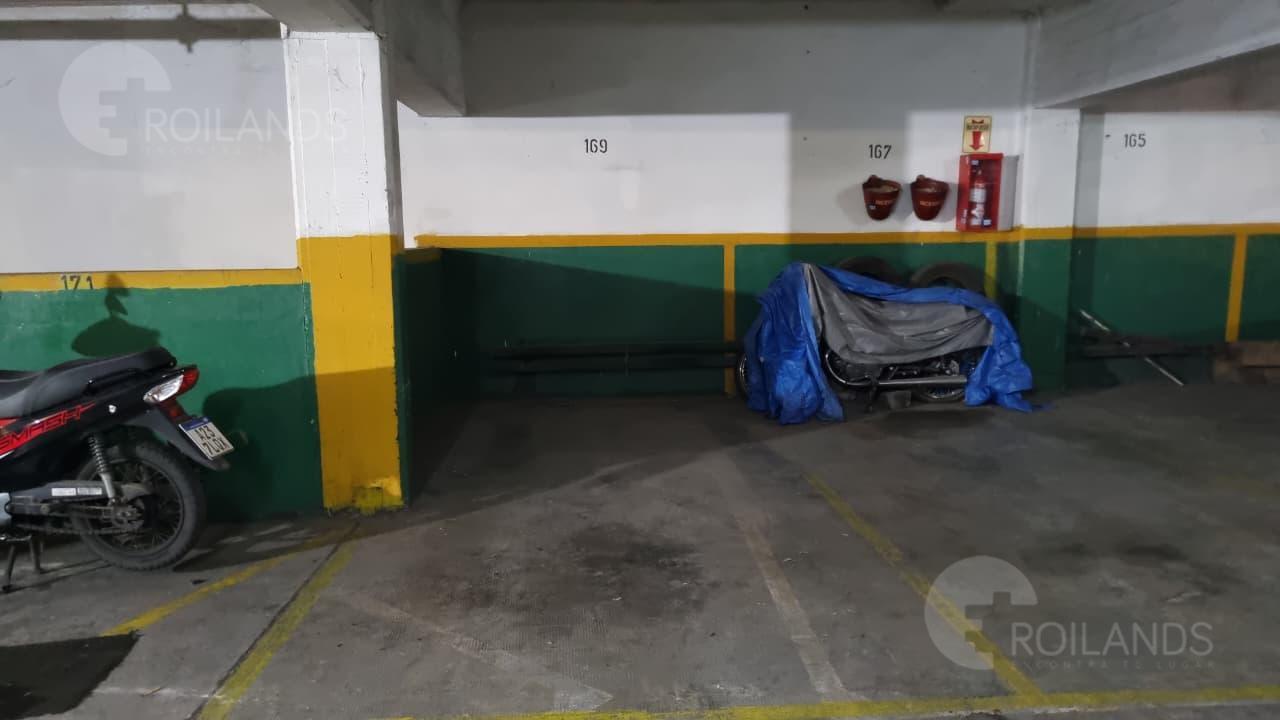 Foto de OPORTUNIDAD VENTA COCHERA CUBIERTA EN EL BARRIO DE BELGRANO, imagen 1