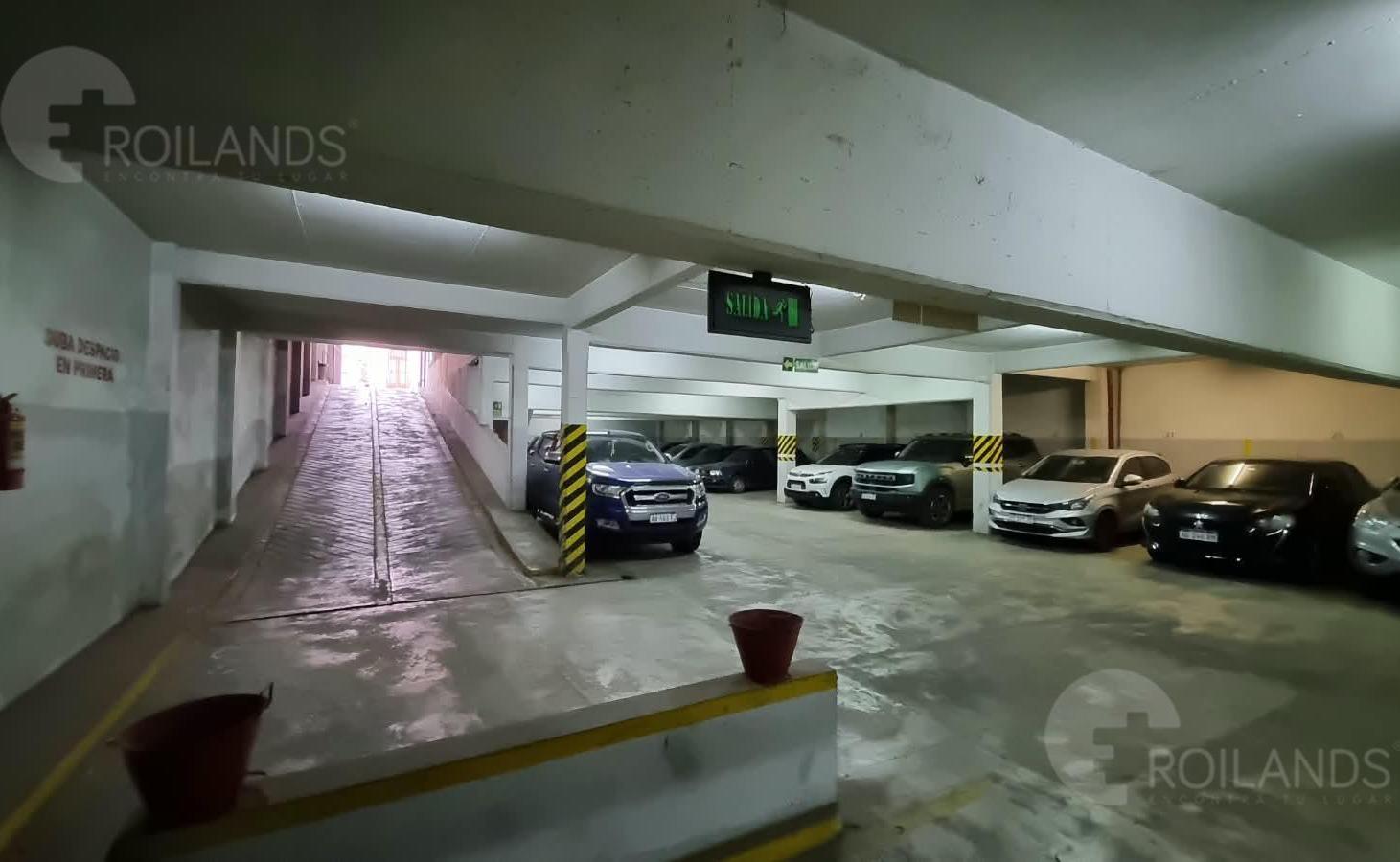 Foto de Venta Importante Garage sobre 2 lotes Fondo de Comercio Villa Crespo, imagen 1