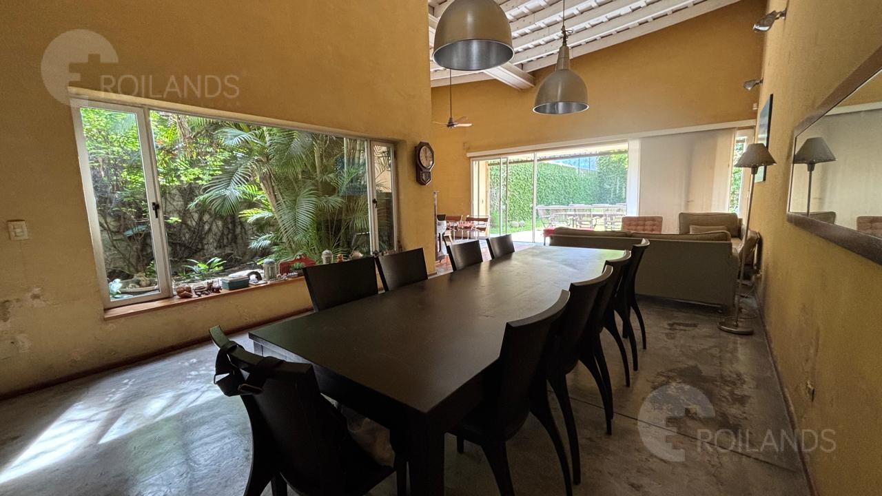 Foto de En Venta Palermo Soho Casa 8 ambientes con jardín y Pileta, imagen 1