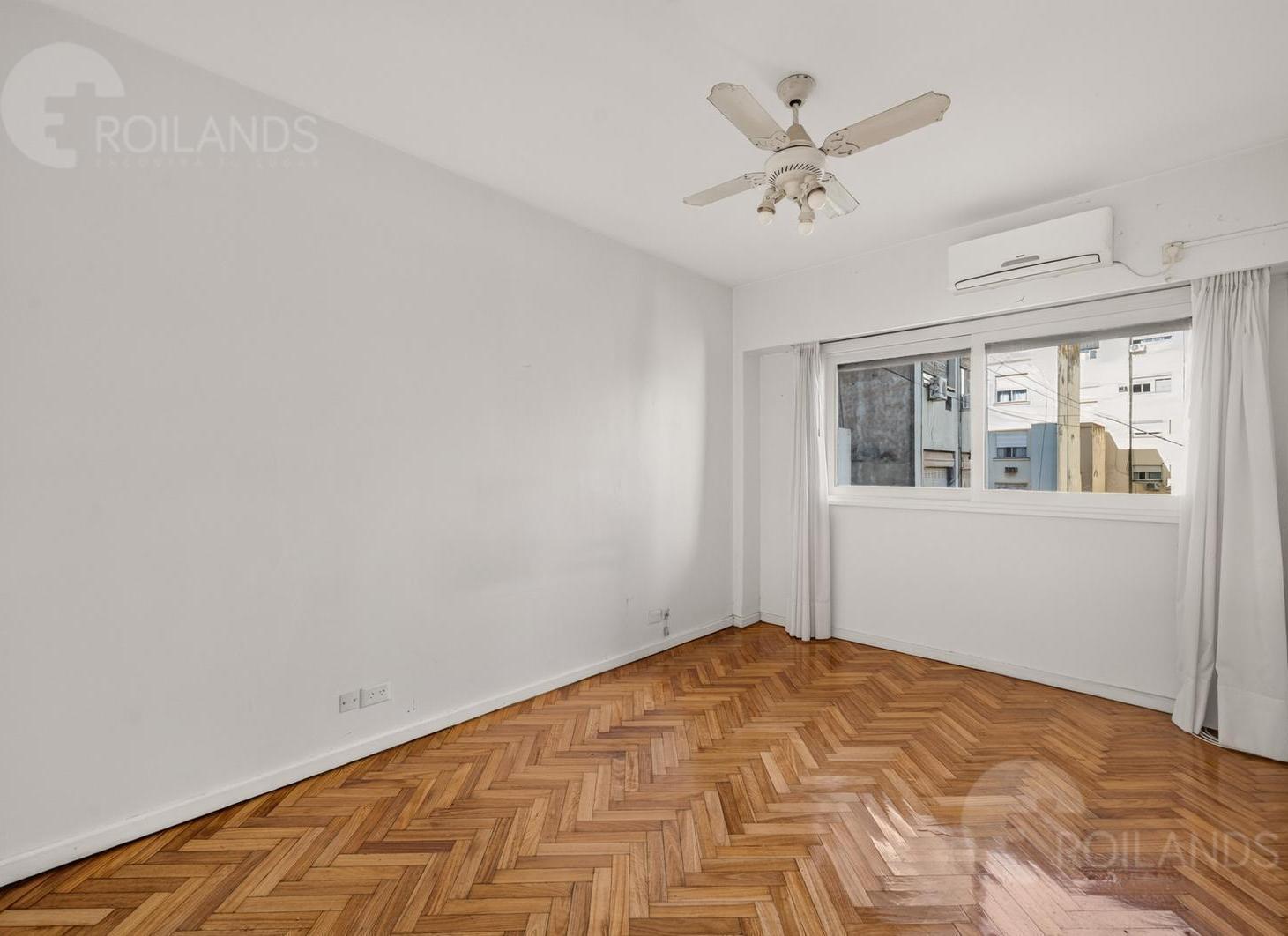 Foto de Venta 4 ambientes de 89 m2 totales con balcones y palier privado en, imagen 2