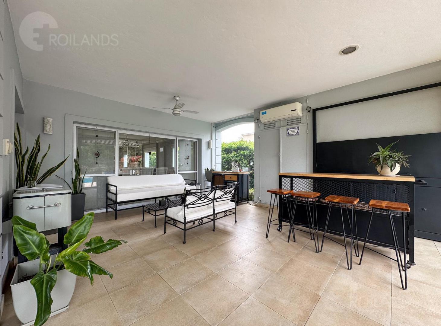 Foto de En Venta Casa en La Lomada Residencia de autor, sobre lote 1200m2, imagen 3