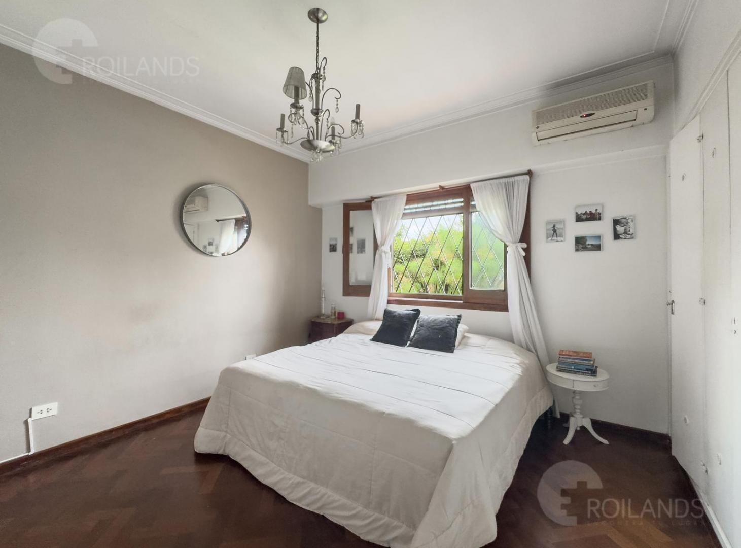 Foto de VENTA CASA SAN ISIDRO 7 AMBIENTES CON PILETA QUINCHO Y 2 COCHERAS, imagen 5