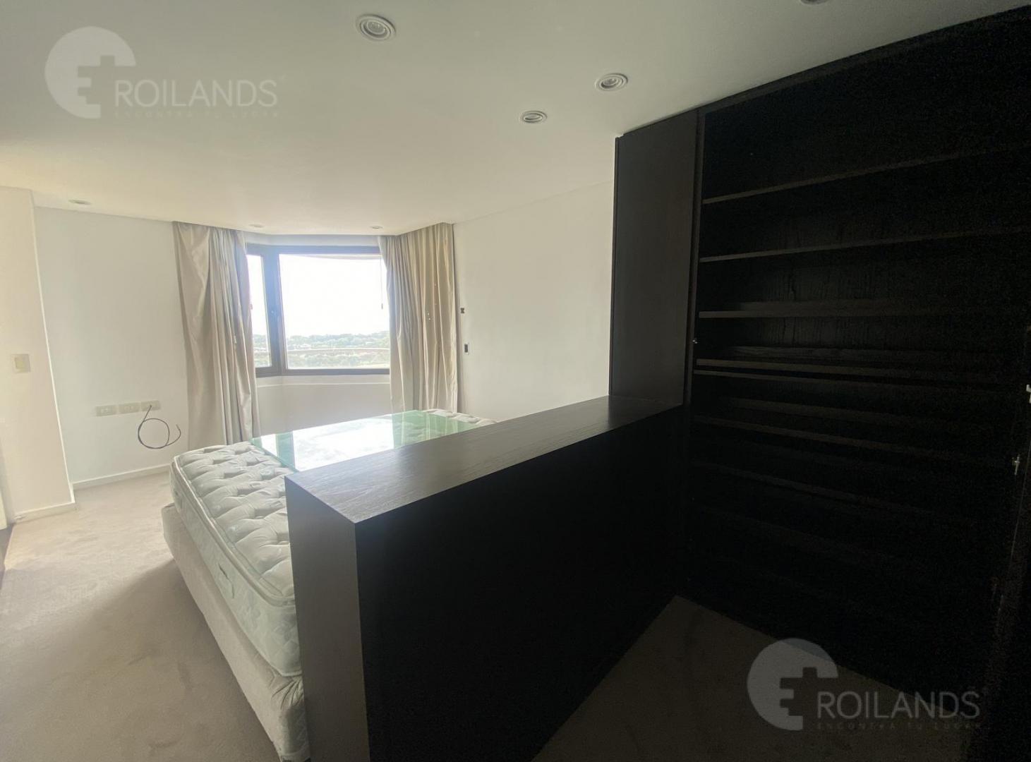 Foto de Alquiler Departamento 4 Ambientes en Semipiso con Balcon y Cochera en, imagen 4