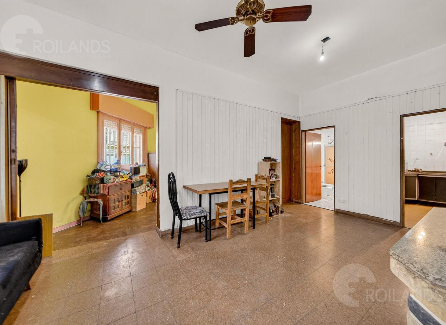 Foto de OPORTUNIDAD VENTA CASA EN ESQUINA 7 AMBIENTES USO COMERCIAL O VIVIENDA, imagen 4