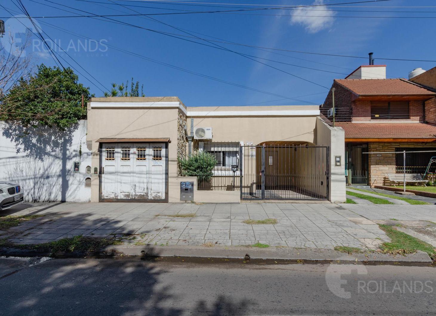 Foto de Casa con jardin y pileta en San Martín !, imagen 1