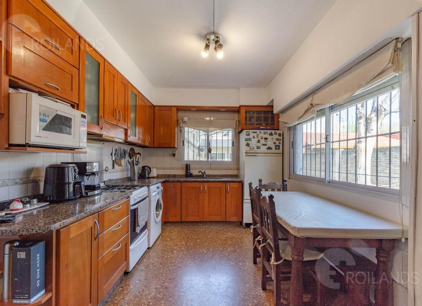 Foto de Casa con jardin y pileta en San Martín !, imagen 2