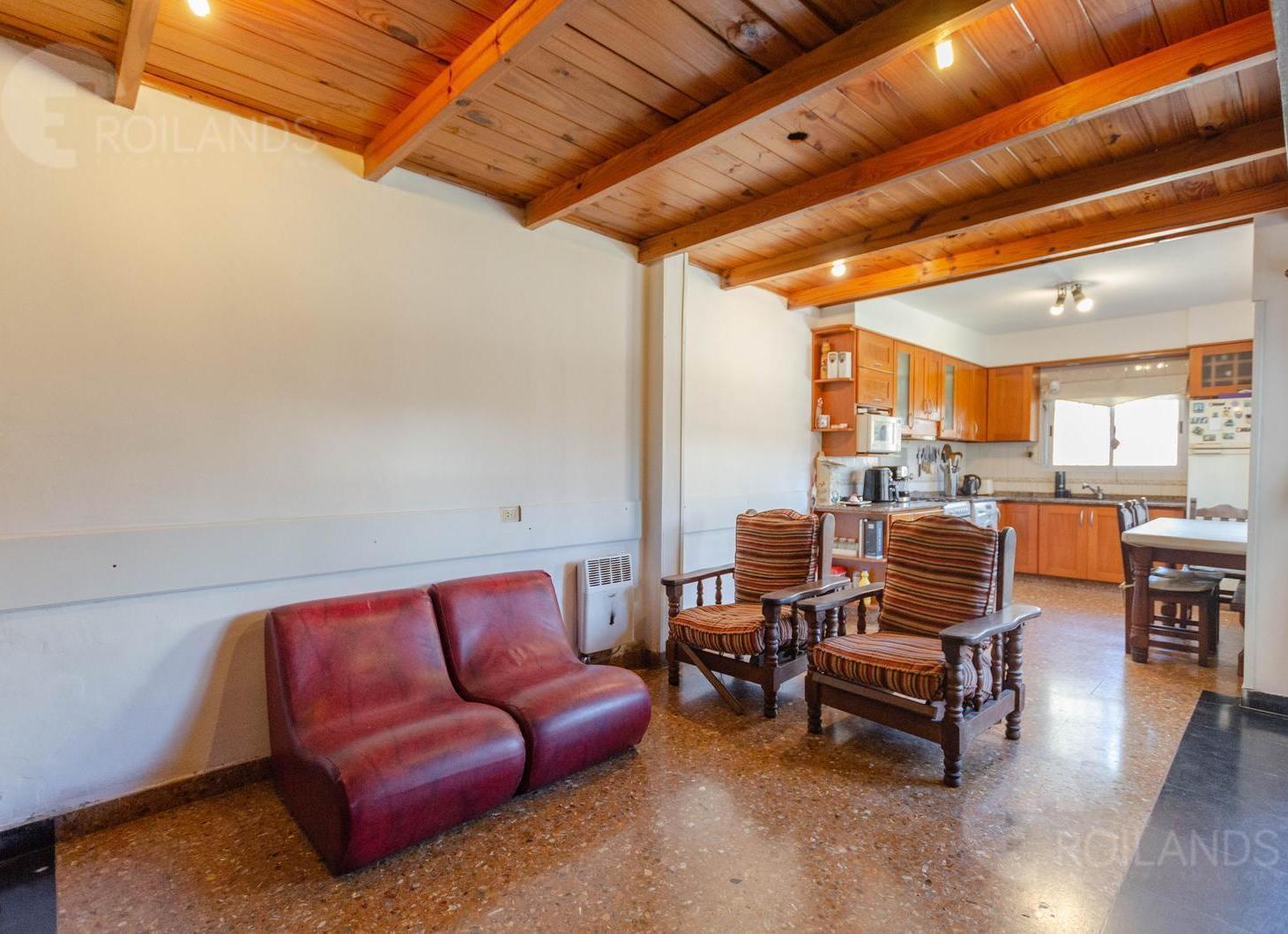 Foto de Casa con jardin y pileta en San Martín !, imagen 3