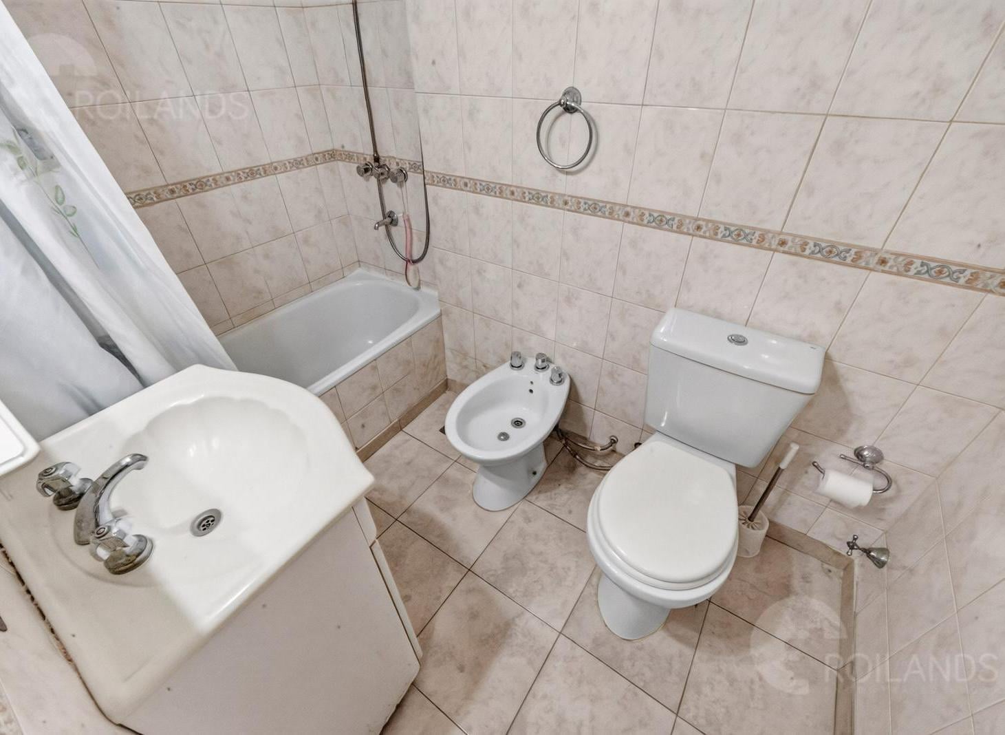Foto de Venta Departamento 2 Ambientes en Zona Parque Rivadavia, imagen 4