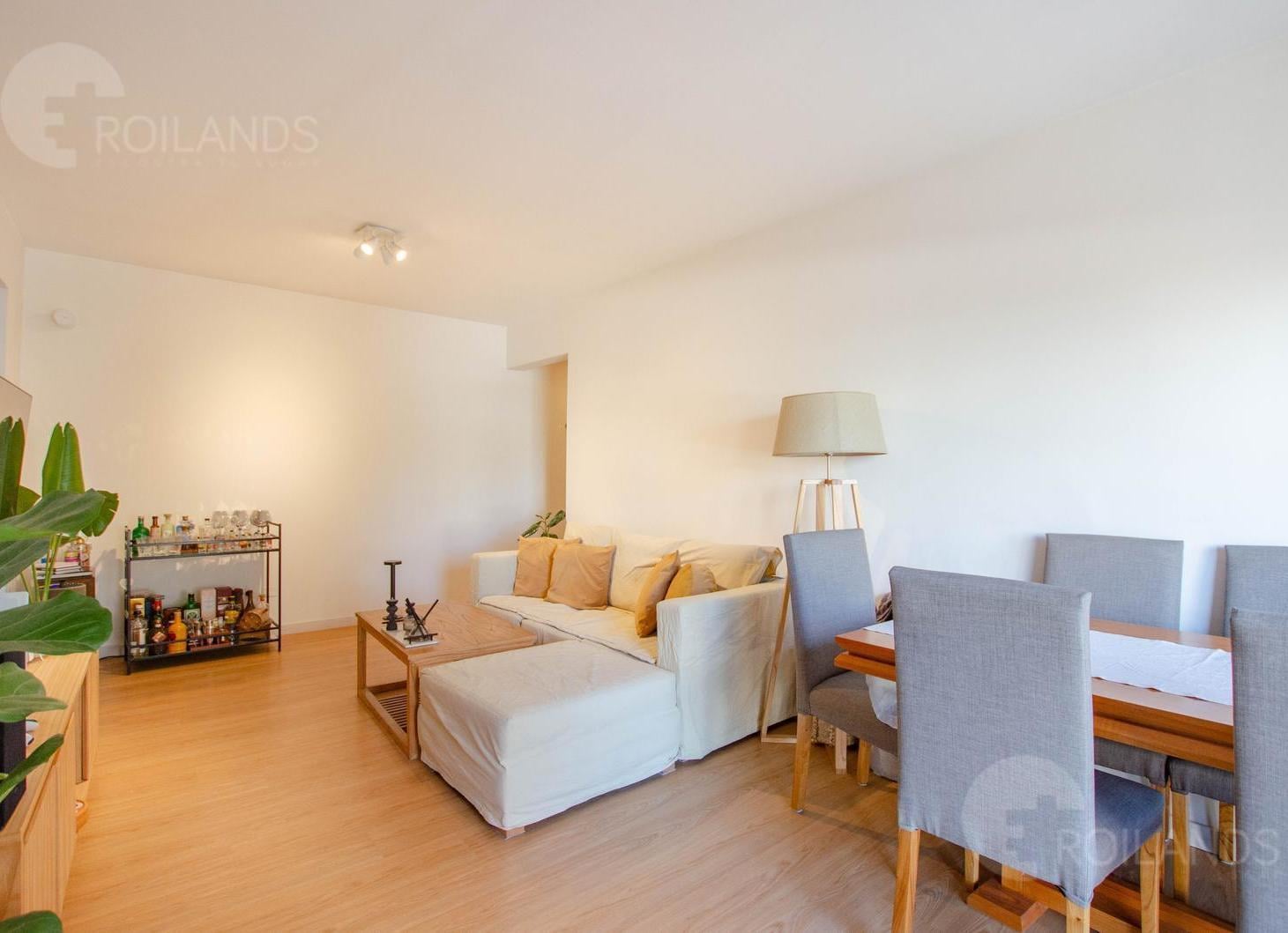 Foto de Venta Departamento 3 ambientes con balcón y cochera en Flores, imagen 1