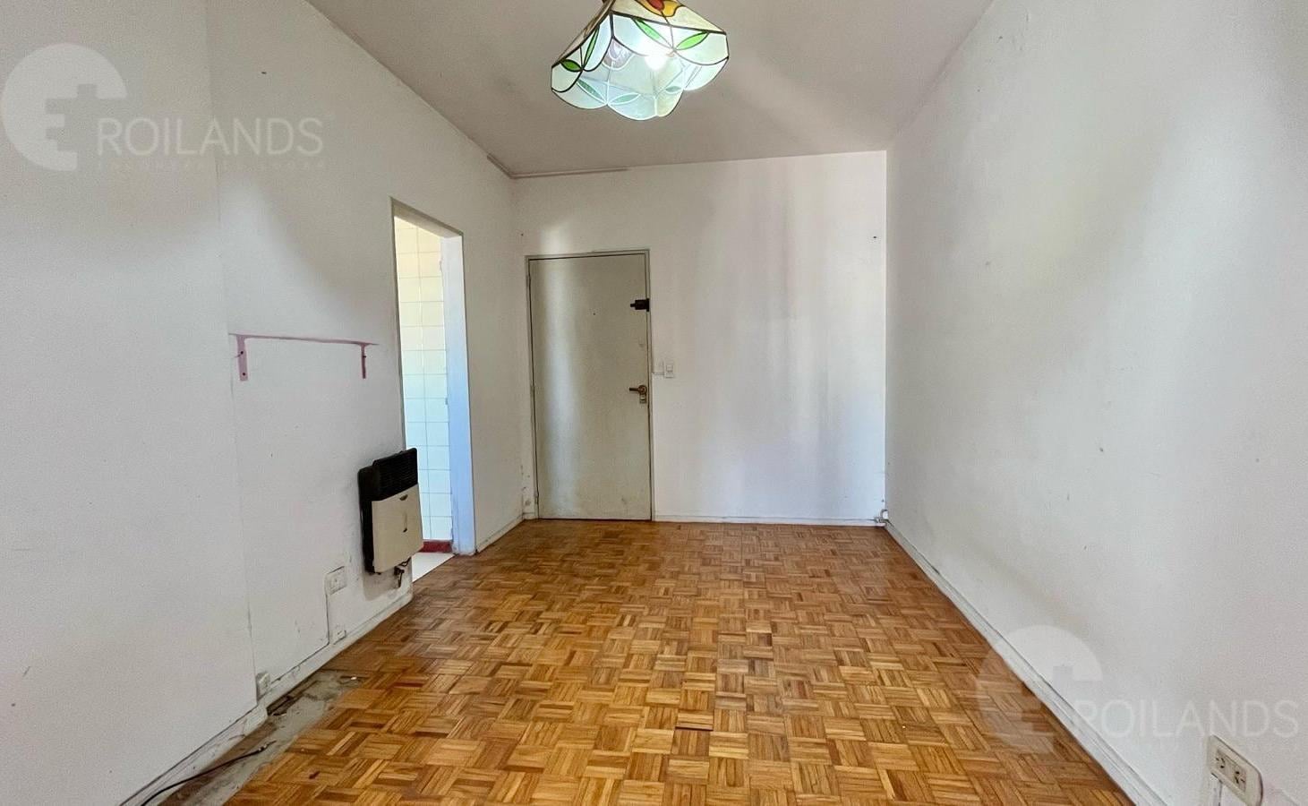 Foto de Oportunidad Venta dos ambientes a refaccionar en Caballito// Primera, imagen 2