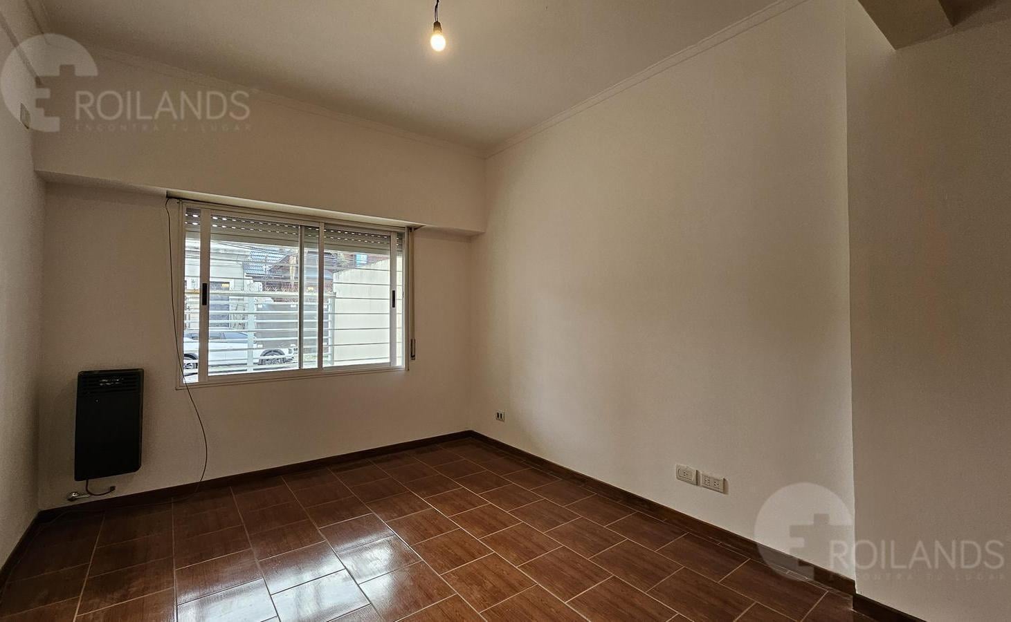 Foto de Venta Departamento 3 ambientes 2 baños ,cochera y baulera en Villa, imagen 4