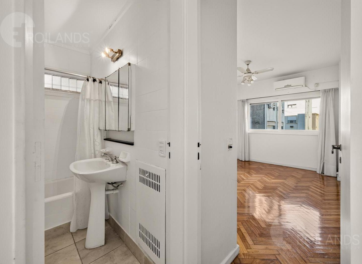 Foto de Venta departamento 3 ambientes con dependencia, toilette, balcones y, imagen 5