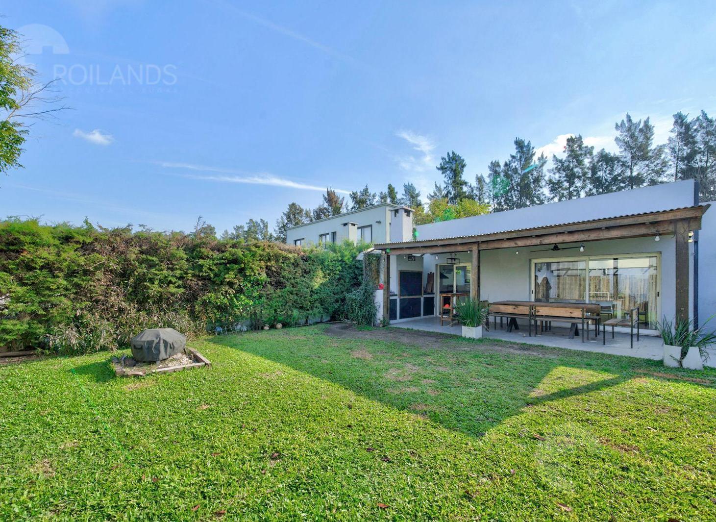 Foto de Venta Casa 4 ambientes jardín pileta Barrio La Comarca Pacheco, imagen 1