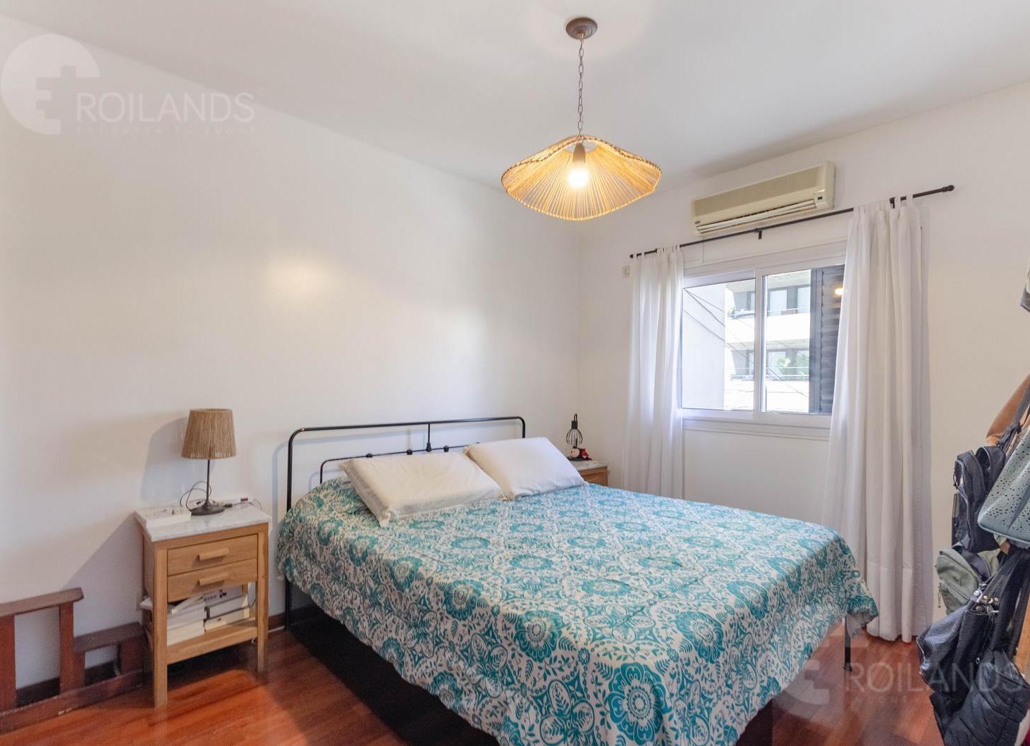 Foto de VENTA CASA TIPO DUPLEX CON PILETA, PARRILLA Y COCHERA EN VILLA URQUIZA!, imagen 4