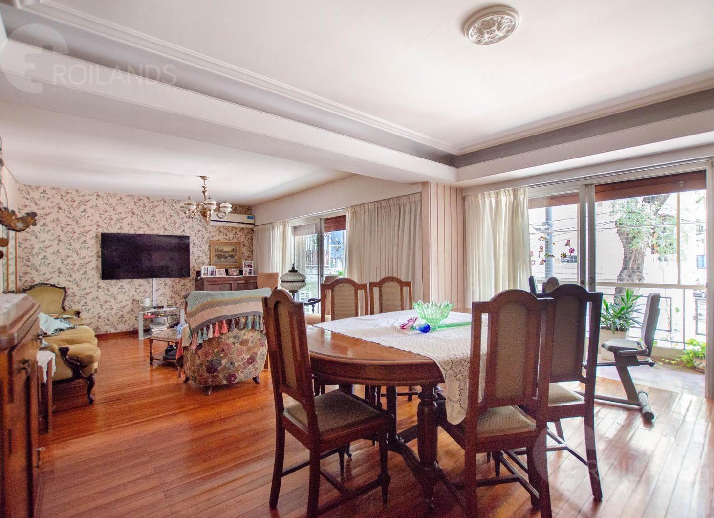 Foto de VENTA DEPARTAMENTO 4 AMBIENTES CON COCHERA EN CABALLITO - Apto Crédito, imagen 4