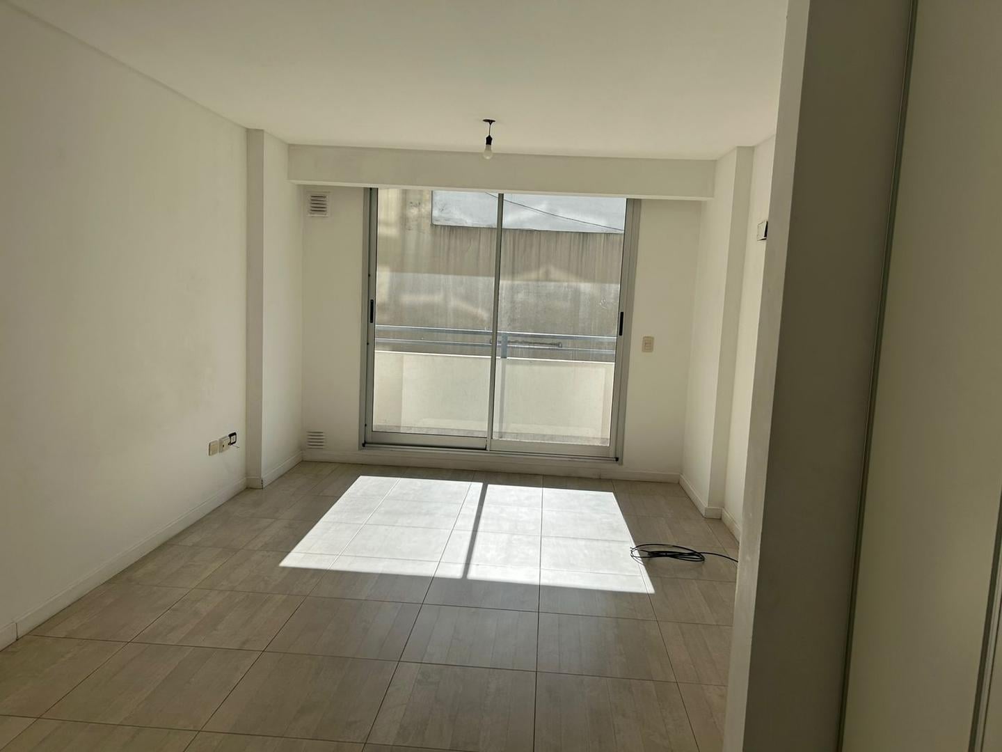 MONOAMBIENTE CON BALCÓN!!!!