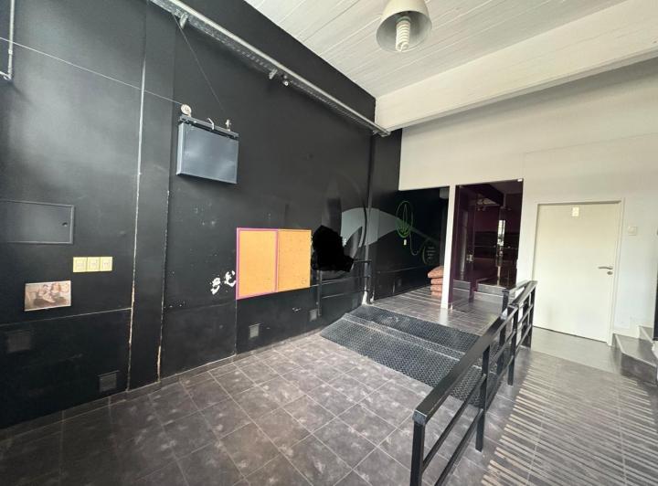 Villa Devoto: Casa mas Salones de Baile, Oficina y Cochera 3