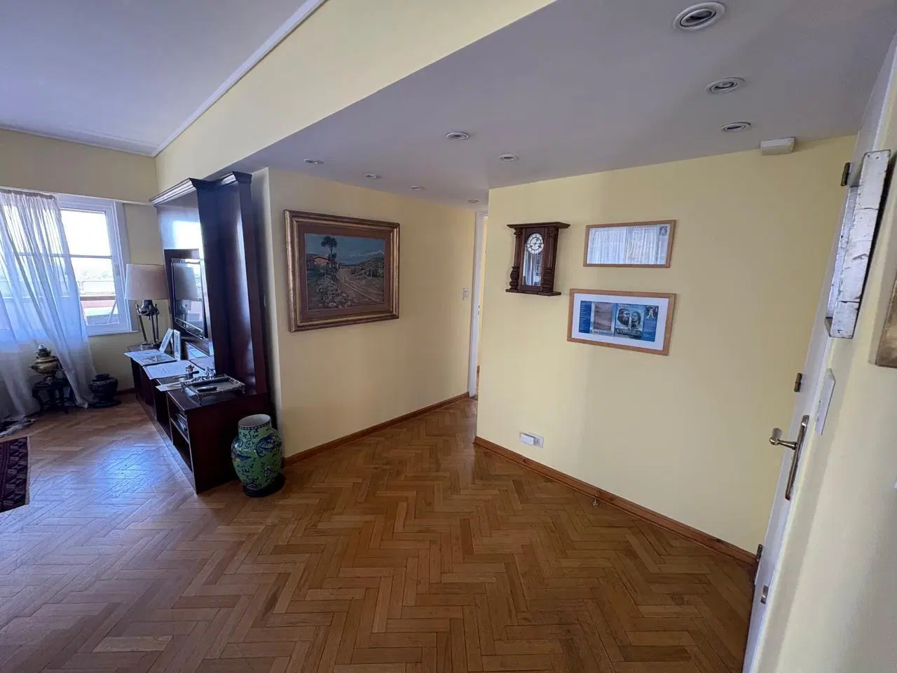 BELGRANO: EXCELENTE SEMIPISO DE CATEGORIAAMOBLADO Y EQUIPADO A FULL 3