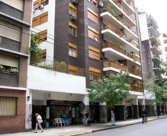RECOLETA Cochera Fija  Gallo entre Santa Fe y Guemes en Planta Baja 2