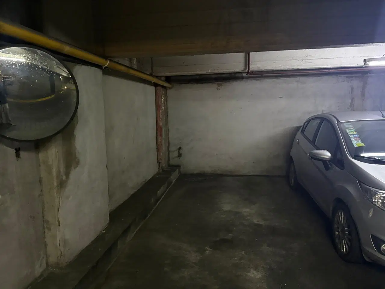 Recoleta: Arenales y Laprida Cochera en Venta OPORTUNIDAD 4