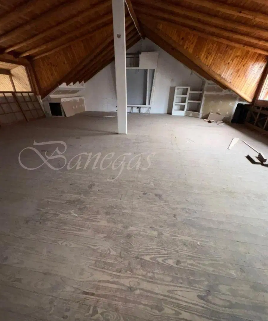 Alquiler de Local Comercial Pleno Centro de Canning 5