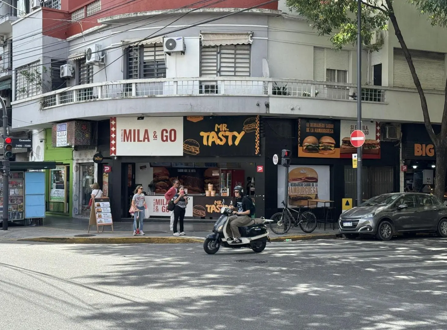 Cabildo esquina Quesada CON RENTA 8