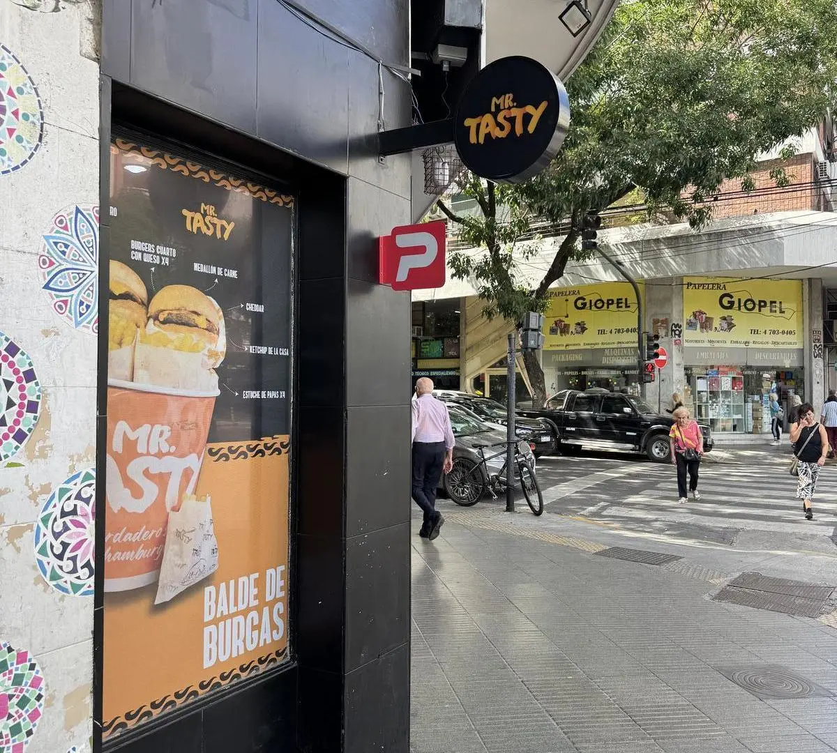Cabildo esquina Quesada CON RENTA 4