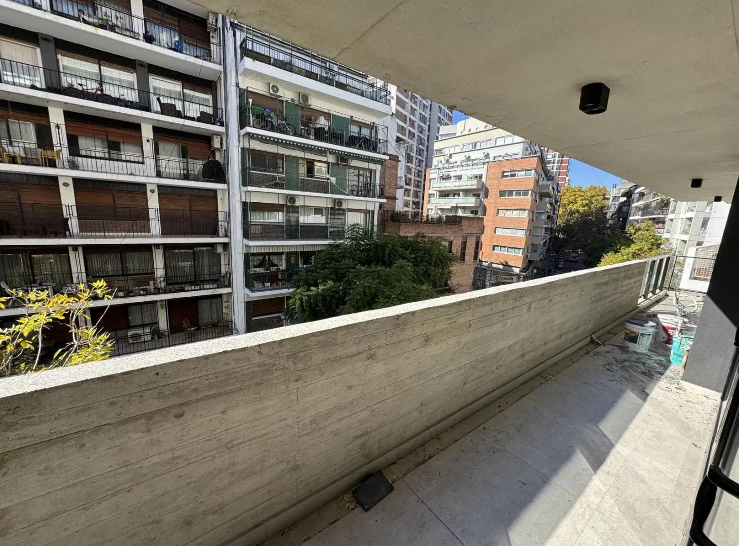 Depto estudio divisible frente muy luminoso 37 m2 4
