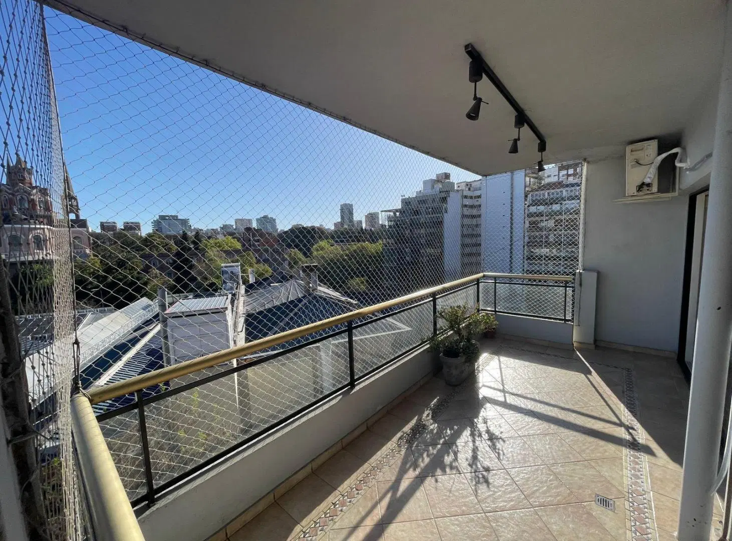 3 Amb en Solar de la Abadia con balcon terraza, cochera en PB, baulera, vista y ubicación en venta 4