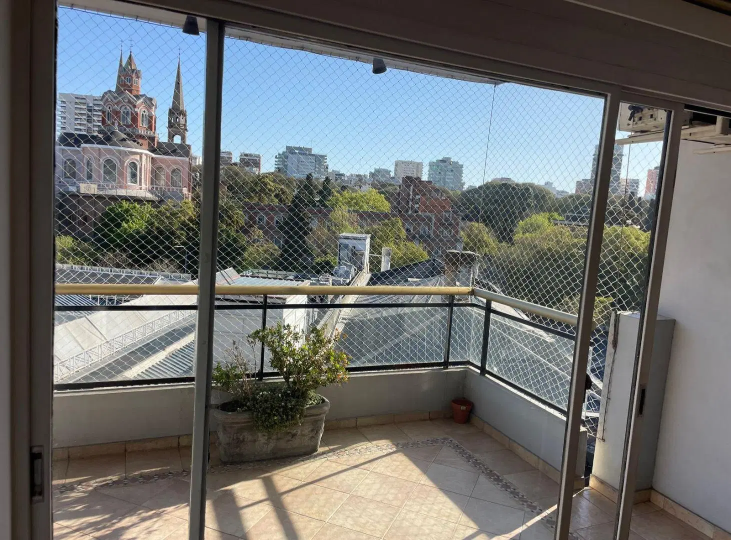 3 Amb en Solar de la Abadia con balcon terraza, cochera en PB, baulera, vista y ubicación en venta 3