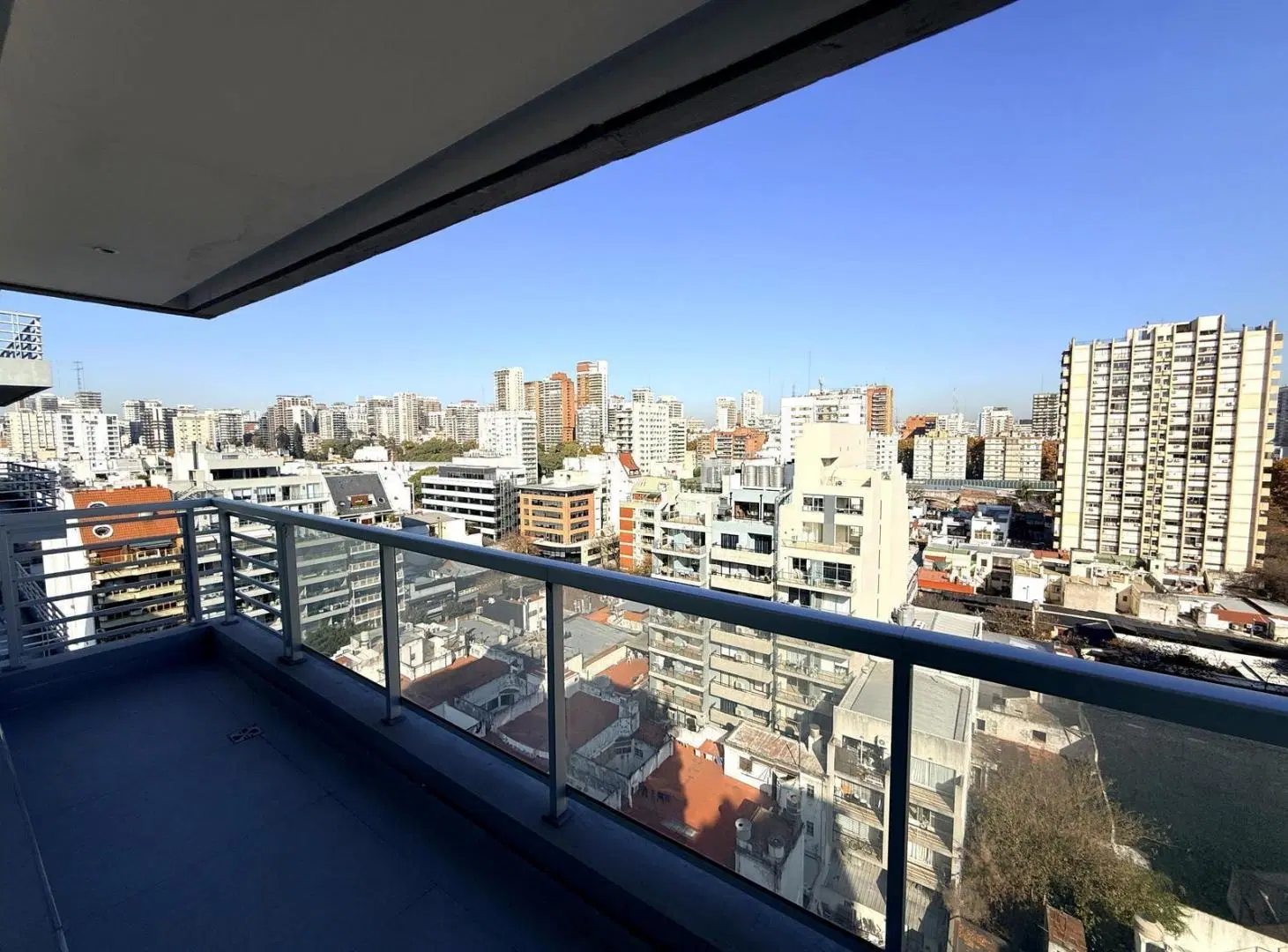 Oficina en Av. Libertador al 6100 y Olazabal - Belgrano 8