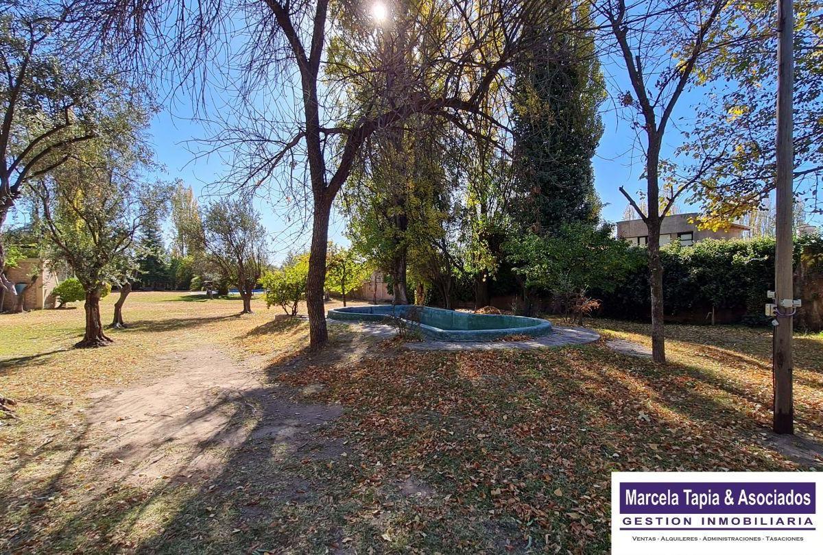 Venta de Complejo Turistico en Chacras de Coria, Lujan 3