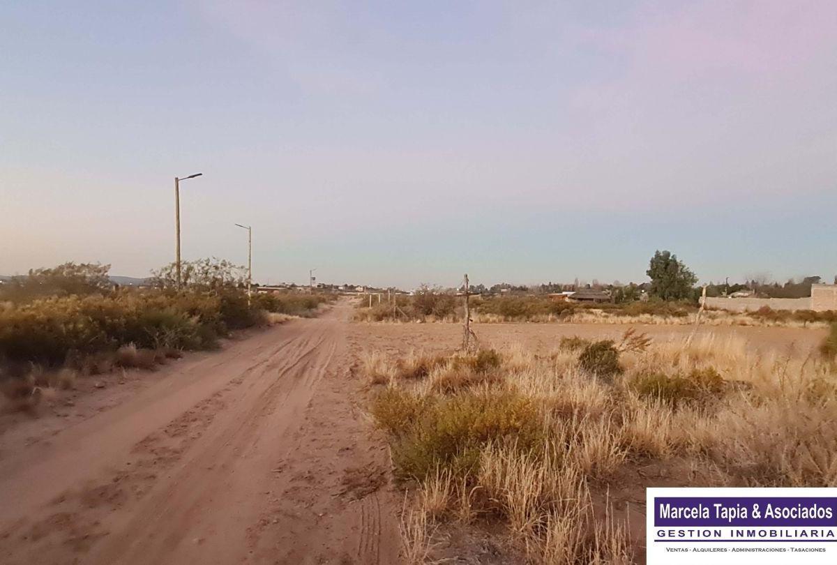 Venta de Lote en Barrio El Mollar, Luján de Cuyo, Mendoza 1
