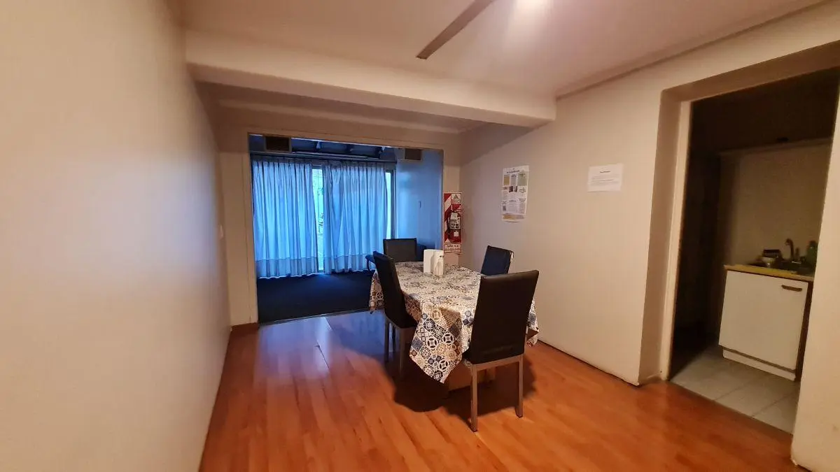 VENDO CASA CAPITAL CIUDAD MENDOZA

**MARCELA TAPIA & ASOCIADOS | VENTA ** ️ 4