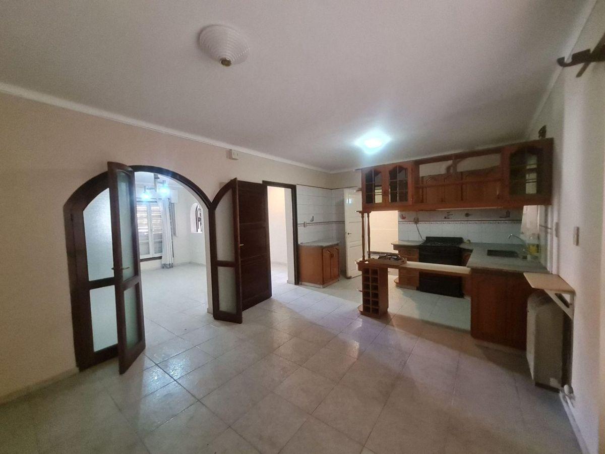 Foto de Casa en alquiler a pocas cuadras de la Plaza de Godoy Cruz - 3, imagen 3