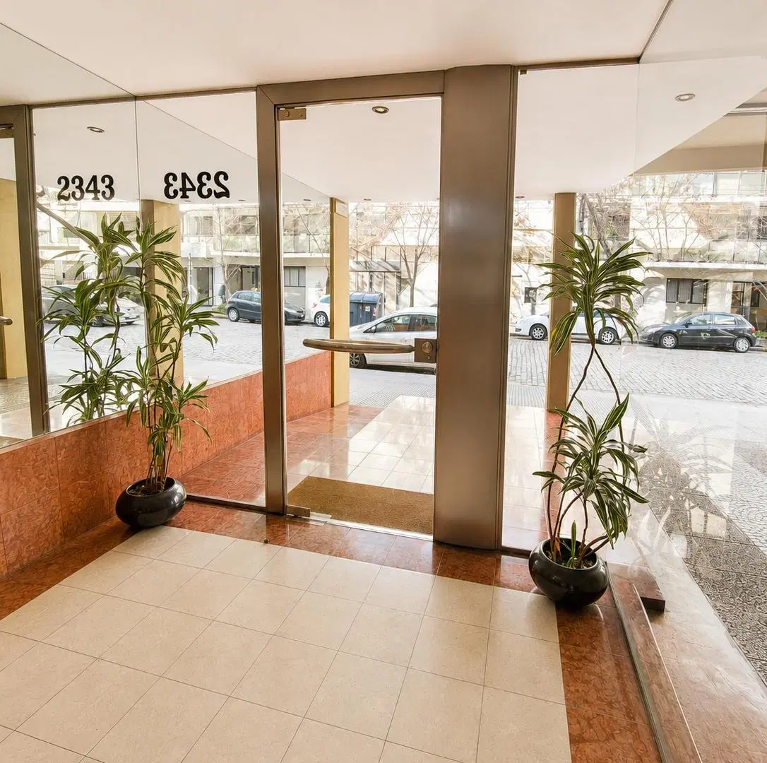 Monoambiente Divisible con Balcón – Apto Profesional – Seguridad 24 hs – Palermo 3
